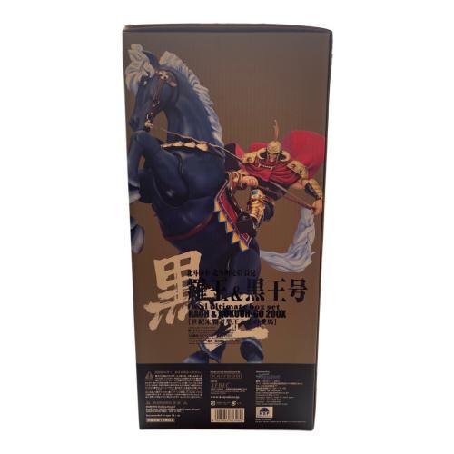 海洋堂 (カイヨウドウ) フィギュア 北斗の拳200X 箱ややスレ・ダメージ有 北斗神拳 北斗四兄弟 長兄 羅王&黒王号 世紀末覇者拳王とその愛馬