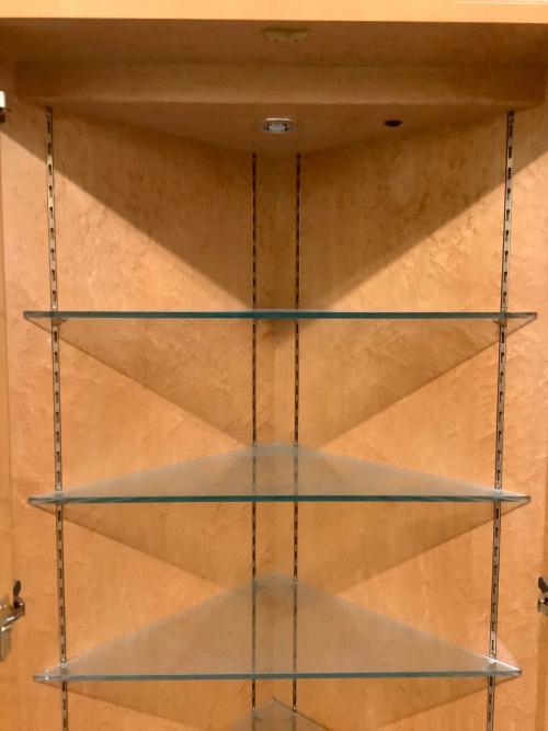 大塚家具(IDC) (オオツカカグ) 2枚扉ディスプレイキャビネット ライトブラウン 248