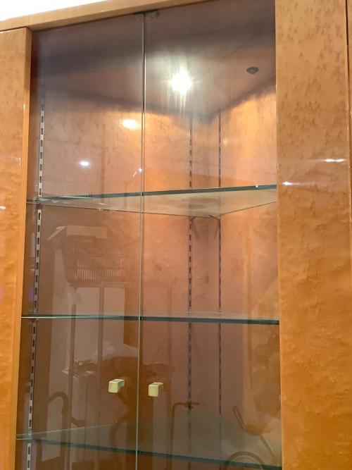 大塚家具(IDC) (オオツカカグ) 2枚扉ディスプレイキャビネット ライトブラウン 248