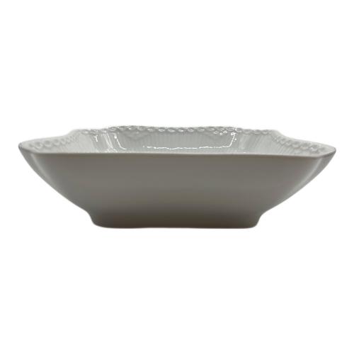 ROYAL COPENHAGEN (ロイヤル・コペンハーゲン) スクエアボウル ホワイトフルーテッド・ハーフレース