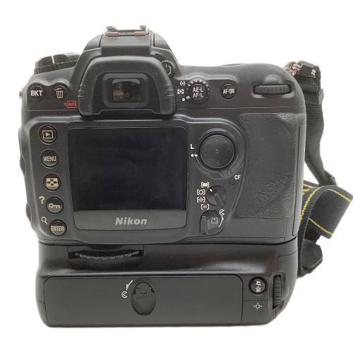 Nikon (ニコン) デジタル一眼レフカメラ MB-D200バッテリー付き D200 1020万画素 100～1600 5コマ/秒 最大54コマ 1/8000・1/250 -