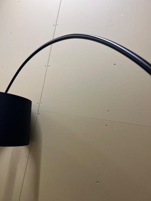 BoConcept (ボーコンセプト) フロアスタンド kuta floor lamp   63304-E27 82 ヨゴレ有 電球 動作確認済み 50Hz／60Hz