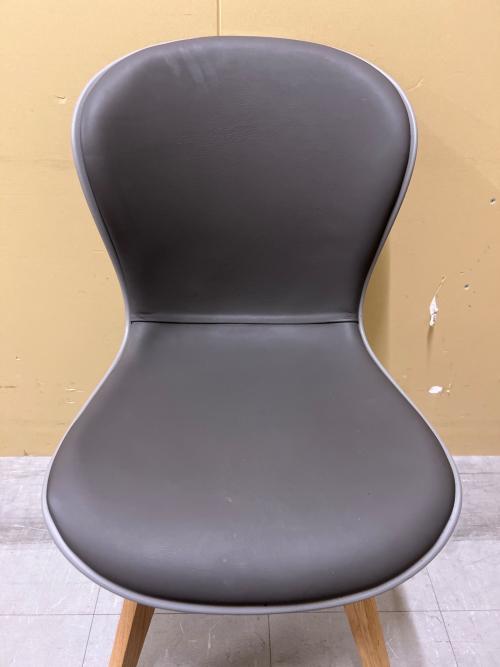 BoConcept (ボーコンセプト) ダイニングチェアー ブラック×ナチュラル 82 アームレス Adelaide