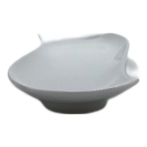 Meissen (マイセン) ホワイトディッシュ ▲ 000000/53256 波の戯れ