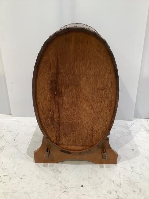 DeLuxe Barrel キャビネット ブラウン 樽型