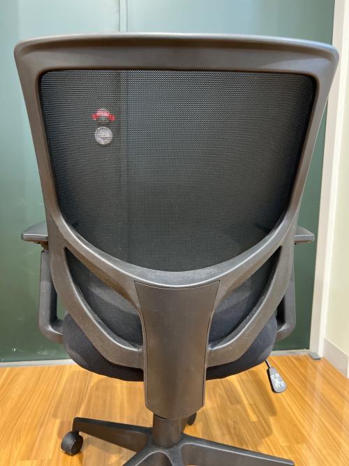 無印良品 (ムジルシリョウヒン) ワークチェアー ブラック 262 アーム・キャスター付 背メッシュ