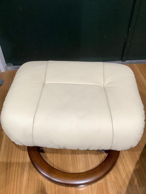 Fjords レザー オットマン Simmons (シモンズ) リクライニングチェアー ホワイト 178