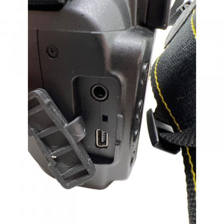 Nikon (ニコン) デジタル一眼レフカメラ D3000 1075万画素(総画素