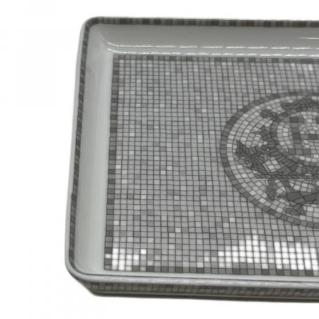 【未使用】エルメス トレー モザイク 24 PM ヴァンキャトル 長方形プレート 楽天市場】HERMES エルメス モザイク ヴァンキャトル ゴールド