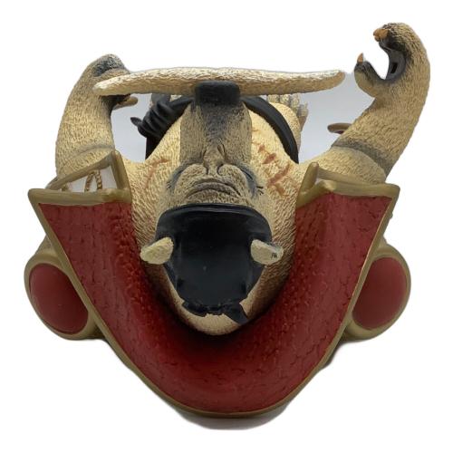 エドワードニューゲート as シロクマ ONE PIECE フィギュアーツZERO