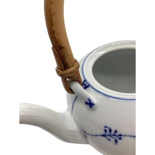 ROYAL COPENHAGEN (ロイヤル・コペンハーゲン) 急須 ブルーフルーテッド