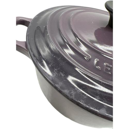 LE CREUSET (ルクルーゼ) 両手鍋 約18㎝ パープル