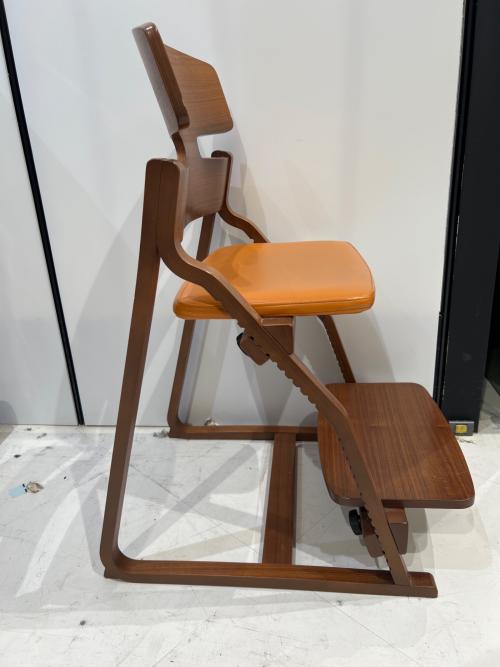 豊橋木工 デスクチェア 272 ブラウン×オレンジ UPRIGHT