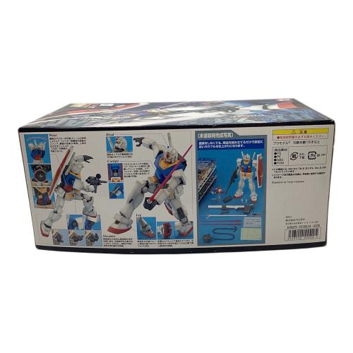 BANDAI (バンダイ) MG 1/100 RX-78-2 ガンダム Ver.2.0 ガンプラ 0155520