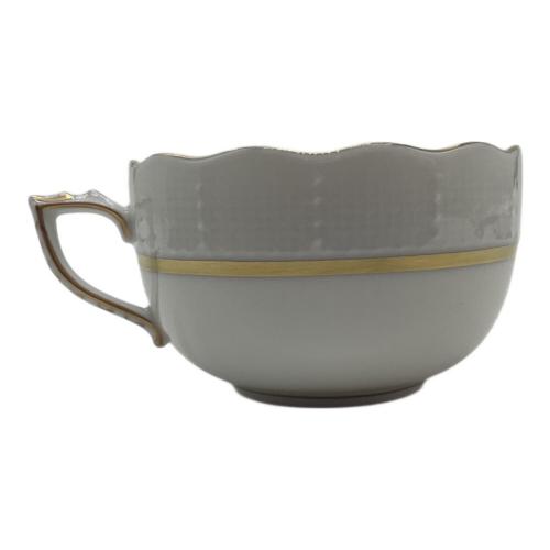 Herend (ヘレンド) カップ&ソーサー ホワイト×マルチカラー ヴィクトリアゴールド