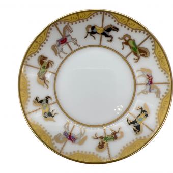 大倉陶園 (オオクラトウエン) 小皿 約10㎝ うまくゆく回転木馬