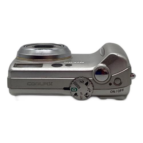 Nikon (ニコン) デジタルカメラ E5200