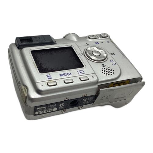 Nikon (ニコン) デジタルカメラ E5200