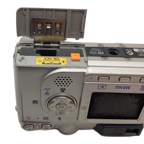 Nikon (ニコン) デジタルカメラ E5200