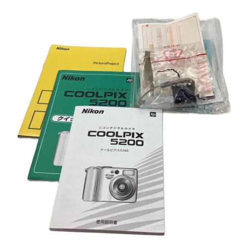 Nikon (ニコン) デジタルカメラ E5200