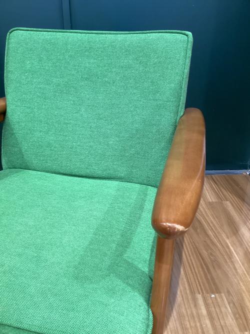 カリモク60 (カリモクロクマル) 1人掛けソファー 462 タープグリーン Kチェア