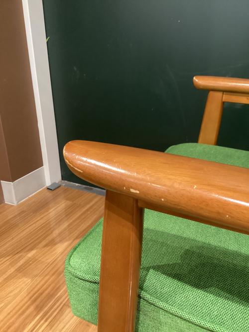 カリモク60 (カリモクロクマル) 1人掛けソファー 462 タープグリーン Kチェア