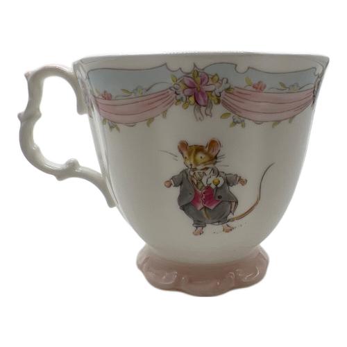 ROYAL DOULTON (ロイヤルドルトン) カップ&ソーサー ブランベリーヘッジ　THE BIRTHDAY