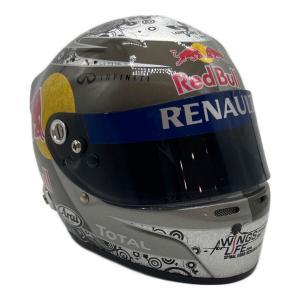 ミニヘルメット レッドブル 2010ワールドチャンピオン 1/2ヘルメット