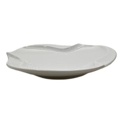 Meissen (マイセン) プレート 波の戯れホワイト