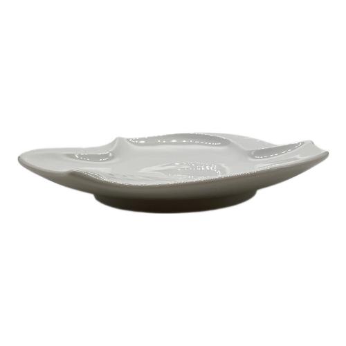 Meissen (マイセン) プレート 波の戯れホワイト
