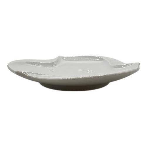 Meissen (マイセン) プレート 波の戯れホワイト