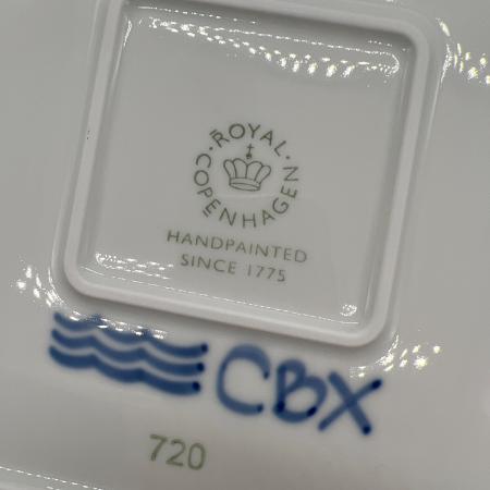 ROYAL COPENHAGEN (ロイヤル・コペンハーゲン) スクエアディッシュ
