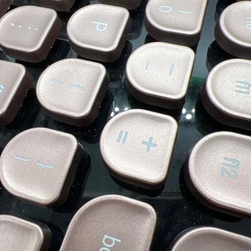 KNeWKey (ケイニュウキー) メカニカルキーボード