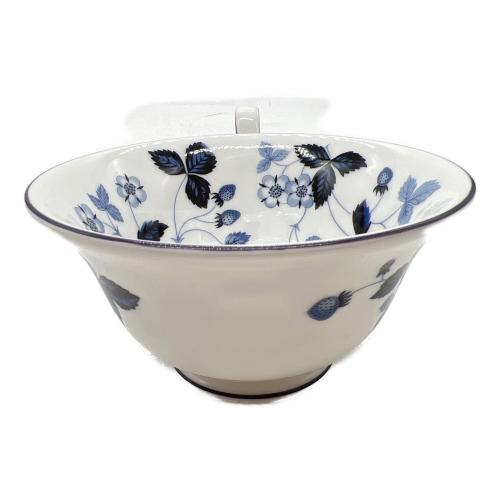 Wedgwood (ウェッジウッド) カップ&ソーサー ストロベリーインクブルー