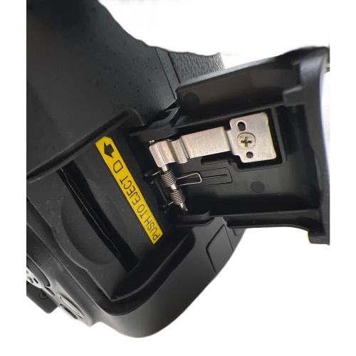 Nikon (ニコン) 一眼レフカメラ D5300