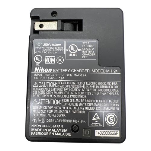 Nikon (ニコン) 一眼レフカメラ D5300