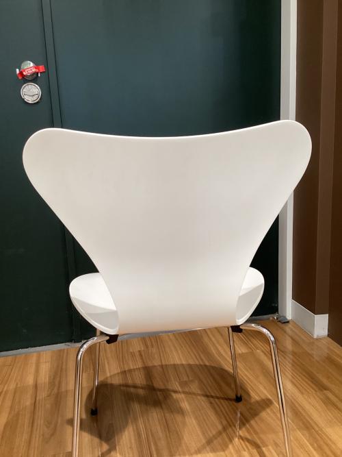 Fritz Hansen (フリッツハンセン) セブンチェア 2023年製 235 ホワイト