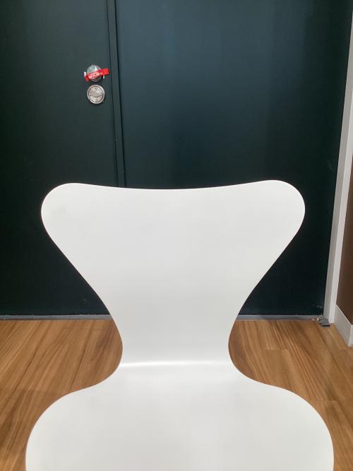 Fritz Hansen (フリッツハンセン) セブンチェア 2023年製 ホワイト
