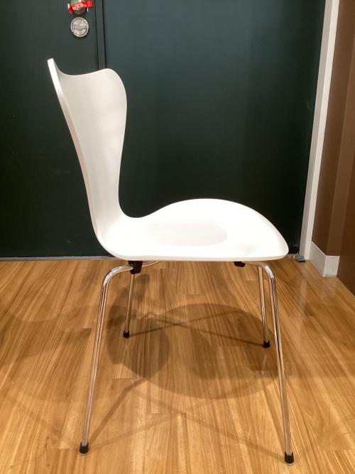 Fritz Hansen (フリッツハンセン) セブンチェア 2023年製 ホワイト