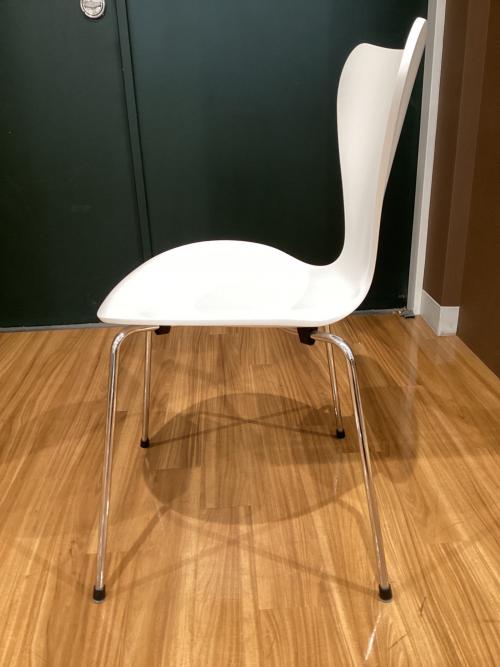 Fritz Hansen (フリッツハンセン) セブンチェア 2023年製 ホワイト