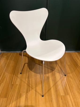 Fritz Hansen (フリッツハンセン) セブンチェア 2023年製 2 ホワイト