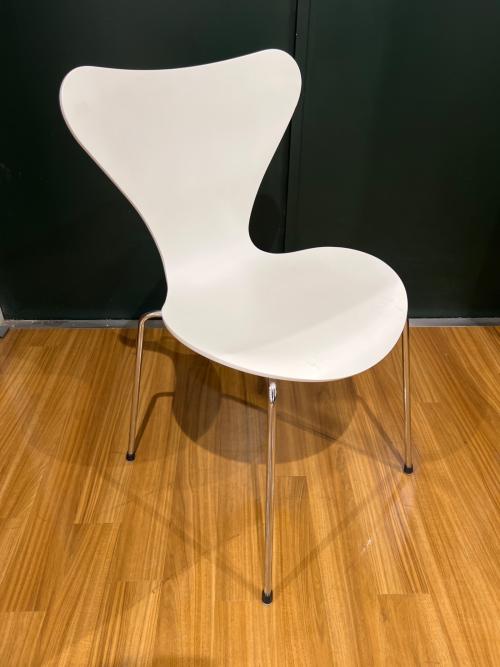 Fritz Hansen (フリッツハンセン) セブンチェア 2023年製 2 ホワイト