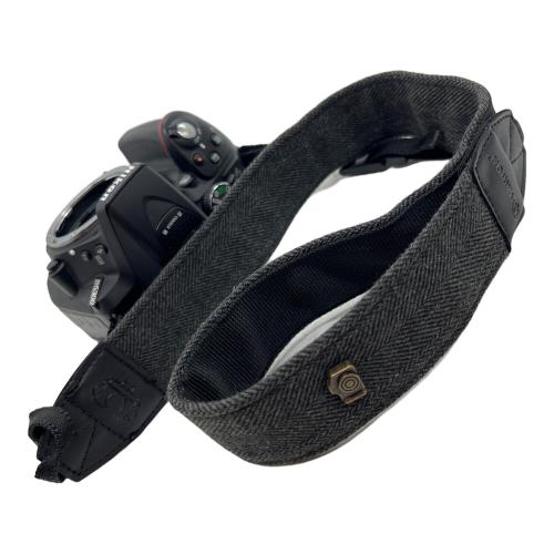 Nikon (ニコン) デジタル一眼レフカメラ D5300 レンズキット