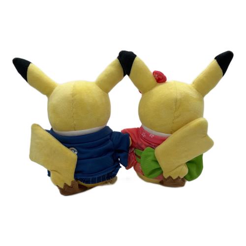 Pokemon Center (ポケモンセンター) マンスリーピカチュウ ヌイグルミ 2016お正月ペアセット ヨゴレ有 @