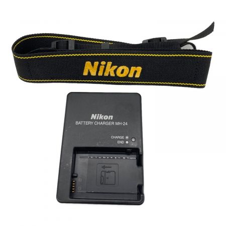 Nikon (ニコン) デジタル一眼レフカメラ ダブルレンズキット 18-55mm、70-300mm、充電器 D3400 2416万画素 APS-C 100～25600 最高約5コマ/秒 1/4000～30秒 2068091