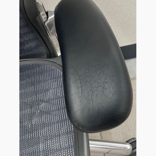 Herman Miller (ハーマンミラー) アーロンチェア ブラック 111 JOIFA339