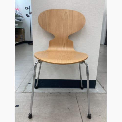 Fritz Hansen (フリッツハンセン) アントチェア ナチュラル×シルバー 111