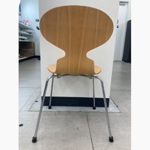 Fritz Hansen (フリッツハンセン) アントチェア ナチュラル×シルバー 111