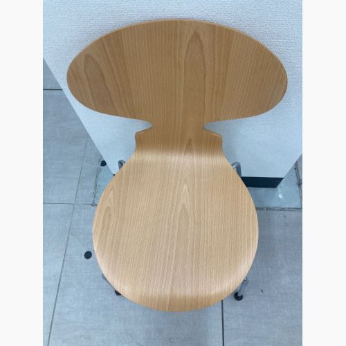 Fritz Hansen (フリッツハンセン) アントチェア ナチュラル×シルバー 111