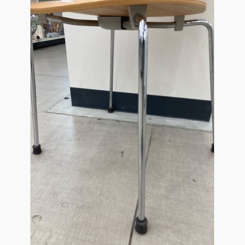 Fritz Hansen (フリッツハンセン) アントチェア ナチュラル×シルバー 111